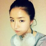 <b>셀카</b>에 맛 들인 신세경ㅋㅋㅋㅋ 어떻게 찍어도 화보 돋네