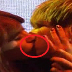 키스를 볼에다한거라고? (+ 무개념들.. 똥큡아 ㅡㅡ