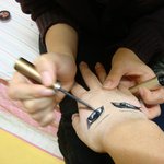 ★★★★<b>손등</b>에 화장하기★★★★