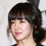<b>자체</b> 발광 할것 같은 연예인들