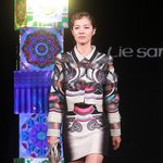 김성은 모델 출신이라면서..... 왜 이렇게 <b>어색</b>해?