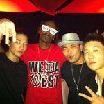 <b>MAMA</b>의 히어로 아지아틱스 윌아이엠,스눕독과 절친 인증샷!!