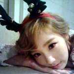 <b>루돌프</b> 머리띠가 잘 어울리는 아이돌