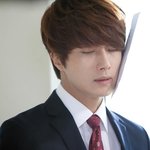 손담비 스캔들났네요 관심좀 님들아................