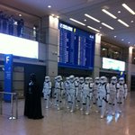 이<b>캐릭</b>들이 왜 인천공항에 지금있는겨????