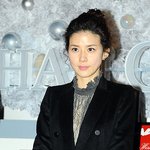 <b>올림</b> 머리를 한 이보영.... 미칠 듯한 촌스러움....