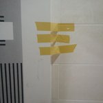 [사진 有]  애들 학교 화장실에 서 갇힌 일ㄷㄷ;;