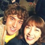 어디에 <b>서도</b>, 누구 옆에 <b>서도</b> 막내 느낌 나는 카라 지영ㅋㅋ