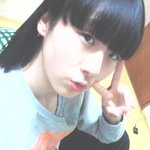 심심해서 제얼굴에낙서해봤어욯...