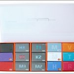 초콜릿 포장이 <b>현대</b>카드 알파벳 시리즈네요