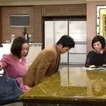 <b>포미닛</b> 현아 vs 서우 같은 가방 다른 느낌