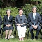 어마어마한 가족을 발견했어요...