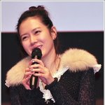 <b>이쯤</b>되니 옷을 대체 어디서 사는지 궁금한... 손예진 최근...