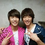 ★<b>b1a4</b> 공찬-현우 도플갱어 인증샷 새삼 화제! 쌍둥이 아냐?