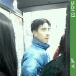 [사진有] 대놓고 모르는여자찍는 명동역 정신나간 아저씨 (+여자분들...