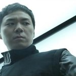 뱀파이어 검사 연정훈 <b>시크</b>남룩으로 선보인 매력남 드라마 패션