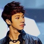 <b>목젖</b>이 섹시한 남자 아이돌들