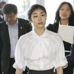 <b>깔끔</b>한 오피스룩이 잘 어울리는 여스타들
