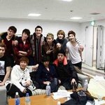 오랜만에 보는 것 같은 <b>슈퍼</b>주니어 단체사진... 왠지 눈물나ㅠㅠ