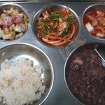 ★★★뭔가 <b>조화</b>가 안맞는 우리학교 동짓날 식단★★★