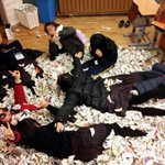 ☆★☆★눈물나는<b>여중</b>흔녀들의종이배접기★☆★☆