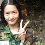 소녀시대 윤아 vs <b>akb</b>48 마에다 아츠코(군복 vs 자위대복)