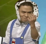 땅콩이가 나한테 밉다고 <b>앙탈</b>을 부리는데