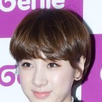 <b>코</b>만 보이는 서인영, 왜그러지?