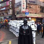 스타워즈 대학로 직찍!! 마돈나 <b>간디</b> 작살나는 다스베이더의 포스~!