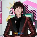 충격적인 이종석 바지, 186cm도 소화 불가능