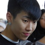 이게 정녕 26살 남자의 피부인가