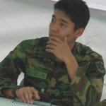 남자 연예인들 군대 있을<b>때</b> 사진 모음