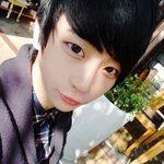 이분얼짱인가요?<b>동일</b>인물이에요?