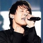 솔로<b>곡</b>도 흥한 남자 <b>아이돌</b> 멤버