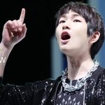 깨물어 주고 싶은 <b>표정</b>의 男아이돌 모음
