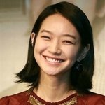 웃을때 팔자 <b>주름</b>이 깊어도 예쁜 여자 연예인들