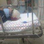 저희 어머니께서 중환자실에 입원하셧습니다..