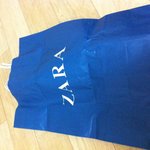 (도와주세요)zara 쇼핑백으로 가방<b>손상</b>! 소비자부주의래요