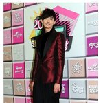 와 <b>이종석</b> 바지 핏좀봐 ㄷㄷ;