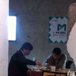 <b>윤상</b>앞에서 노래 부를 수 있었는데.... 놓쳤다...