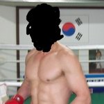 20살이 되어서도 괴롭힘을 당하고 있어요.