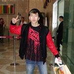 <b>조증</b> 찾아온 재범이ㅋㅋㅋㅋ 공항에서ㅋㅋ