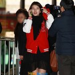 <b>공항</b> 갈<b>때</b>도 코디가 챙겨줘야 할 것 같은 수지