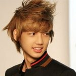 <b>특이</b>한 머리스타일 즐기는 아이돌들