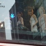 대세인 아이돌 그룹들의 <b>마법</b> 대결