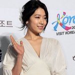 새하얀 드레스의 박신혜, 그리스 여신 같아