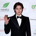 <b>백작</b> 돋는 최근의 이장우