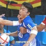 입에다가 <b>손</b>집어넣고 강제로 가슴만지는<b>사진</b>