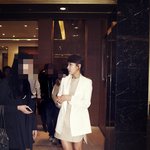 블랙을 벗고 봄의 여신으로 돌아온 하지원
