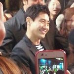 신하균 홍대에서 게릴라데이트했<b>대여</b>! 인기장난아님!!!!!